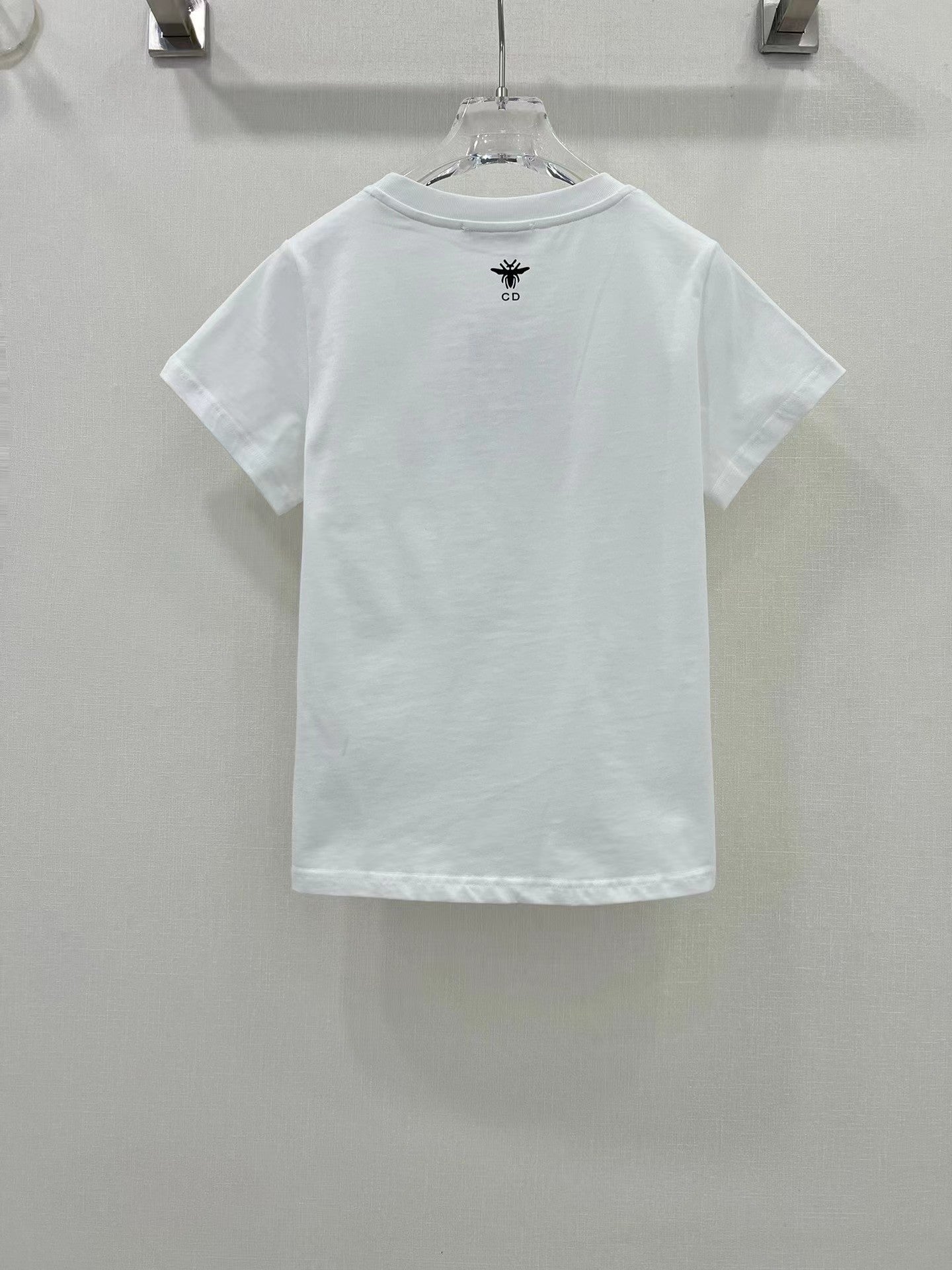 Manches courtes à la mode imprimées blanches