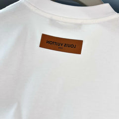 Short sleeve lettering logo on chest