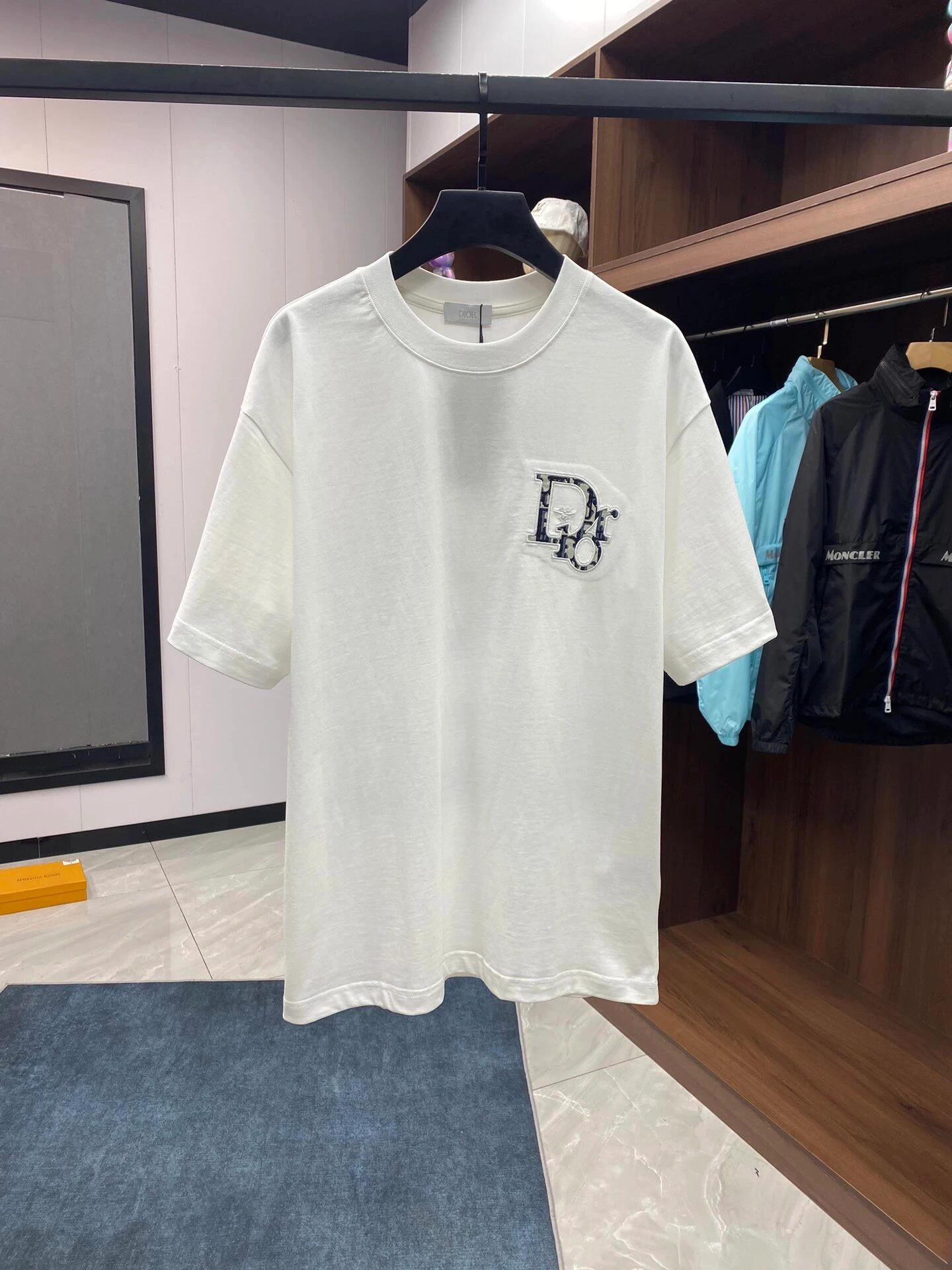 T-Shirt mit dreidimensional bedrucktem Patch aus reiner Baumwolle 