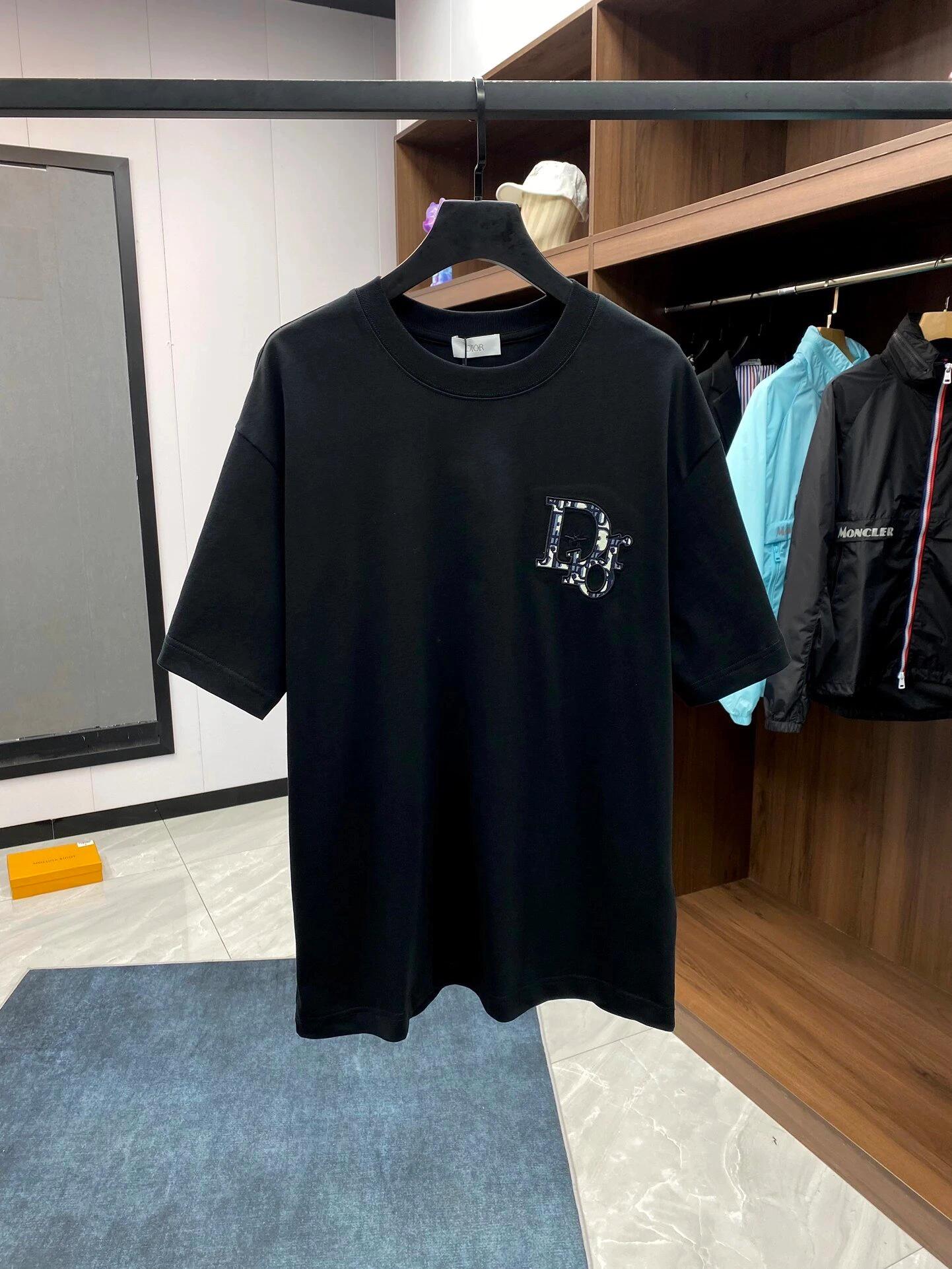 T-Shirt mit dreidimensional bedrucktem Patch aus reiner Baumwolle 