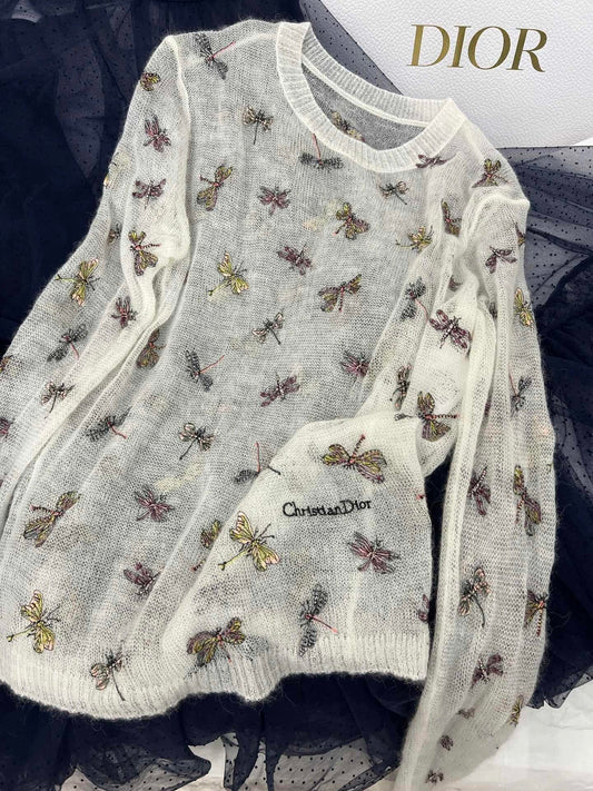 Haut brodé libellule