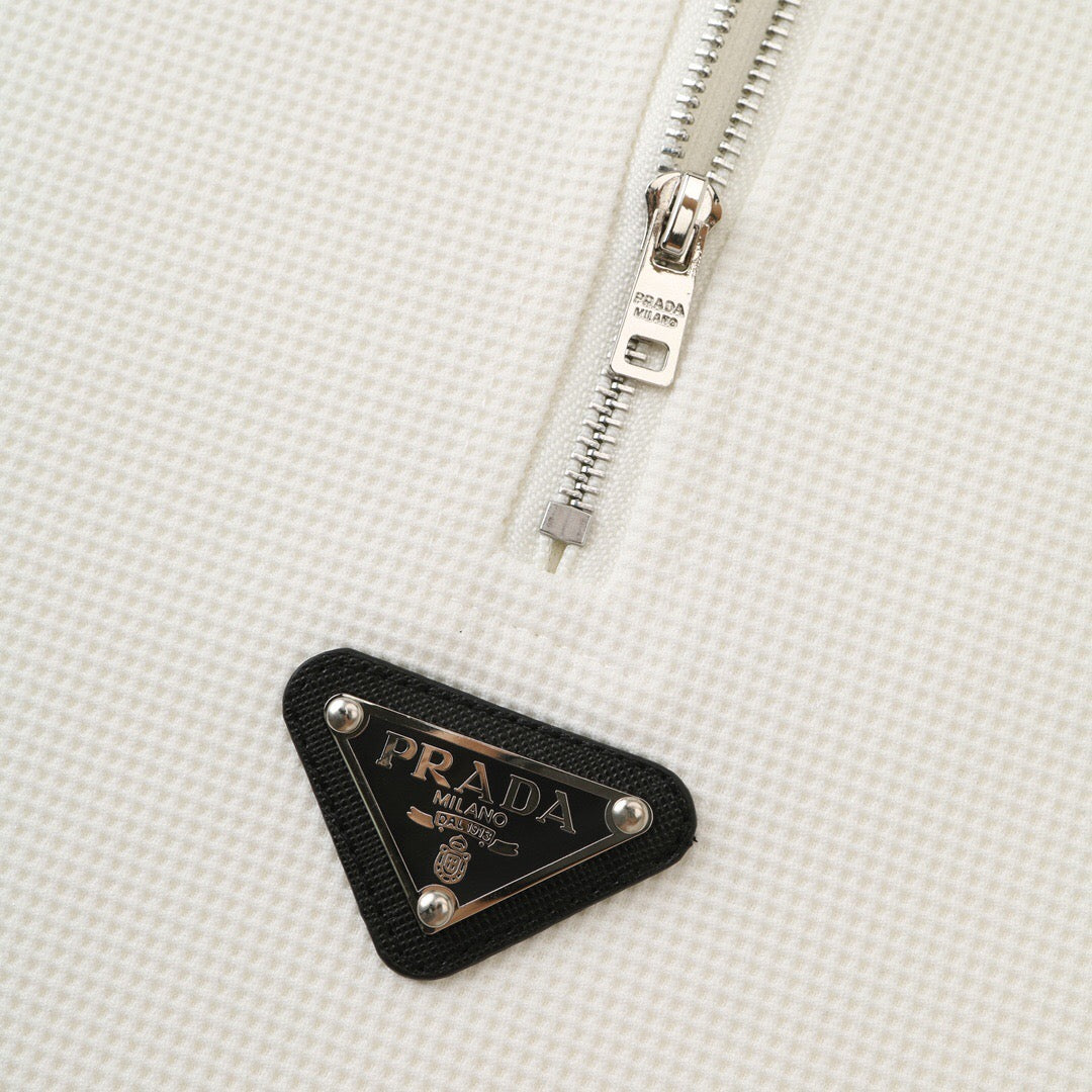 T-shirt polo avec logo poitrine 