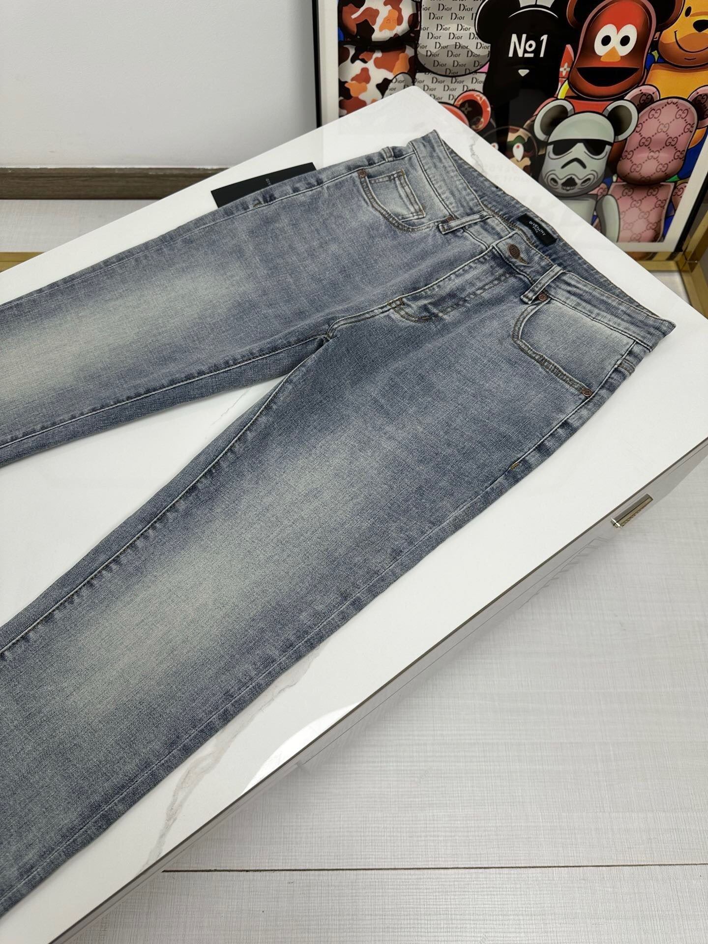 Hochwertige Vintage-Bluejeans im Used-Look