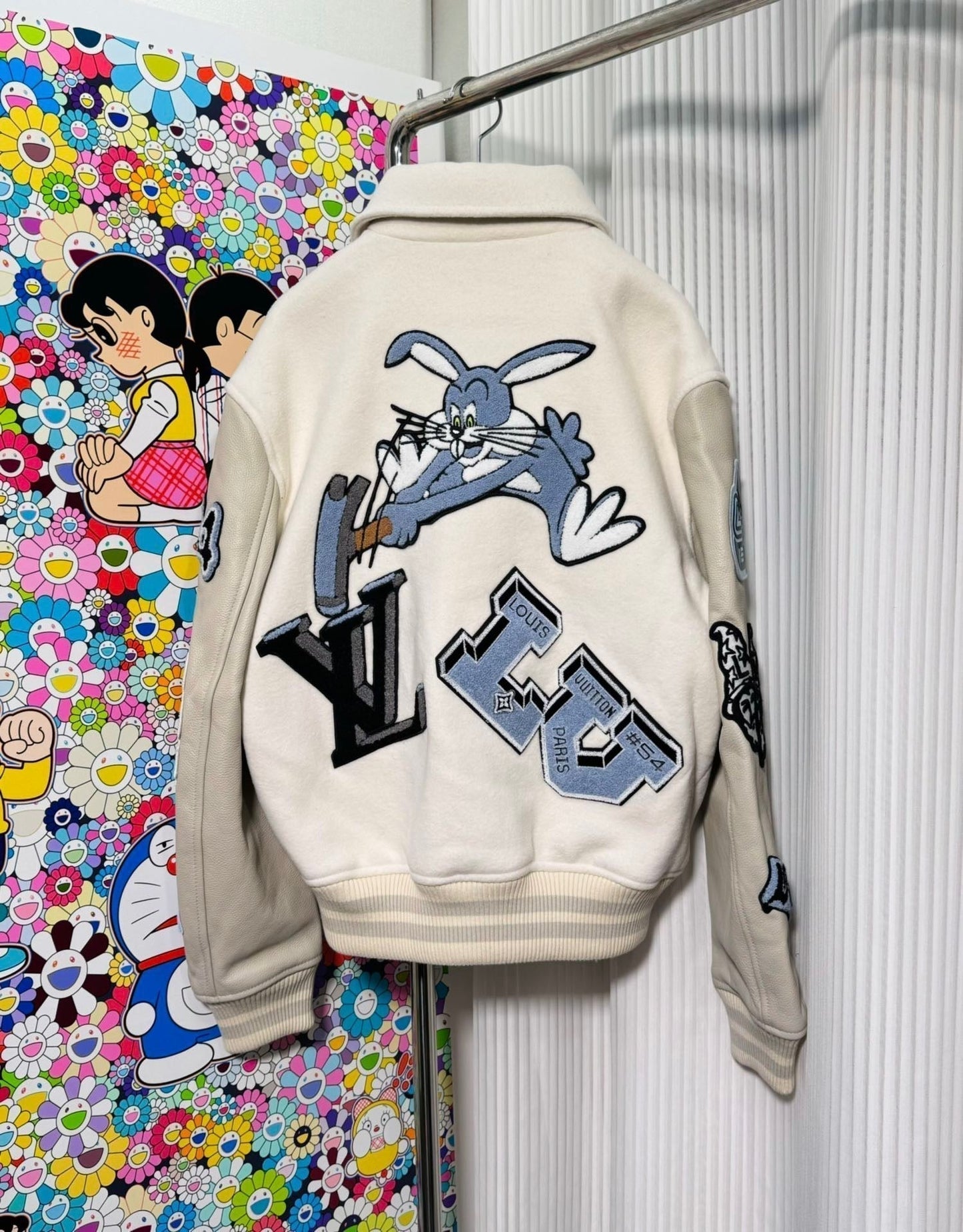 Heavy Industry – Bugs Bunny – Lederjacke mit bestickten Buchstaben