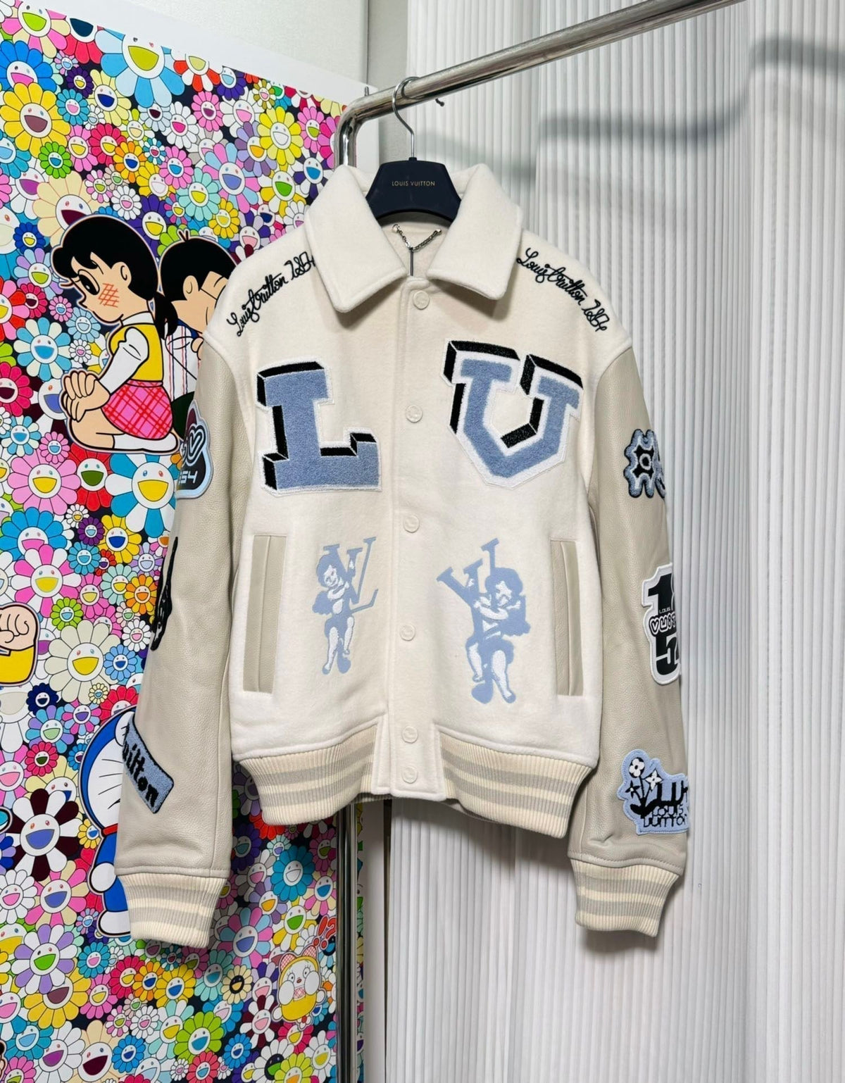 Veste en cuir brodée de lettres Bugs Bunny de Heavy Industry