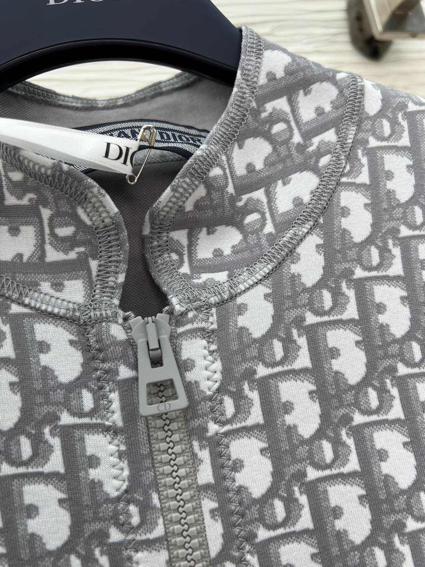 Presbyopie-Westenkleid