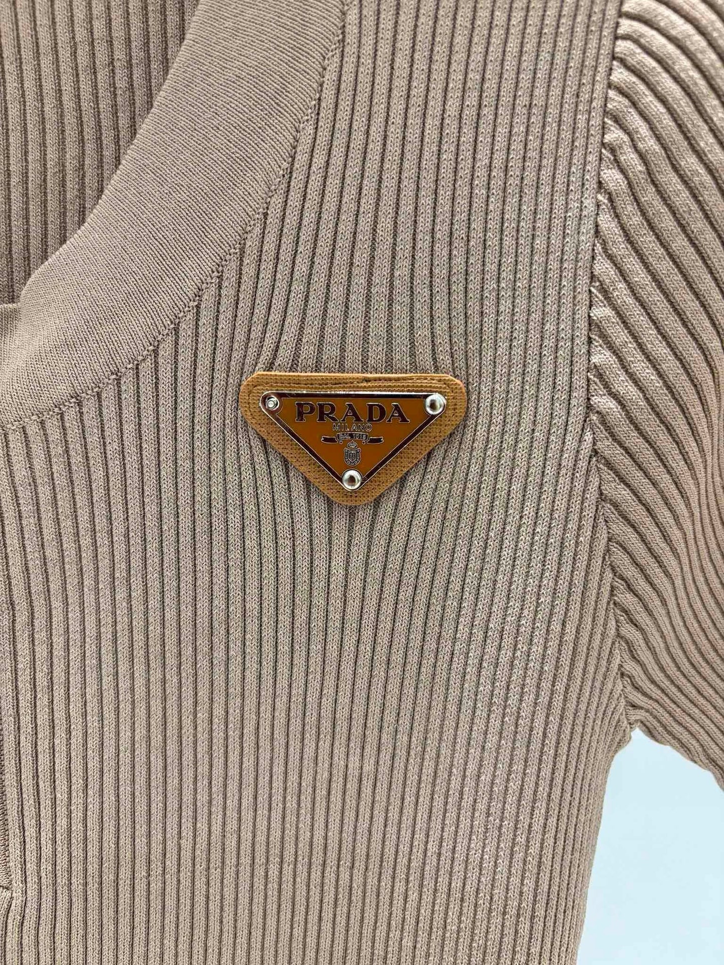 Manches courtes en tricot zippé