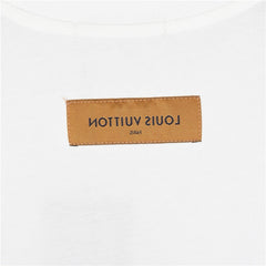 Short-sleeved T-shirt with "French Dou" printed all over