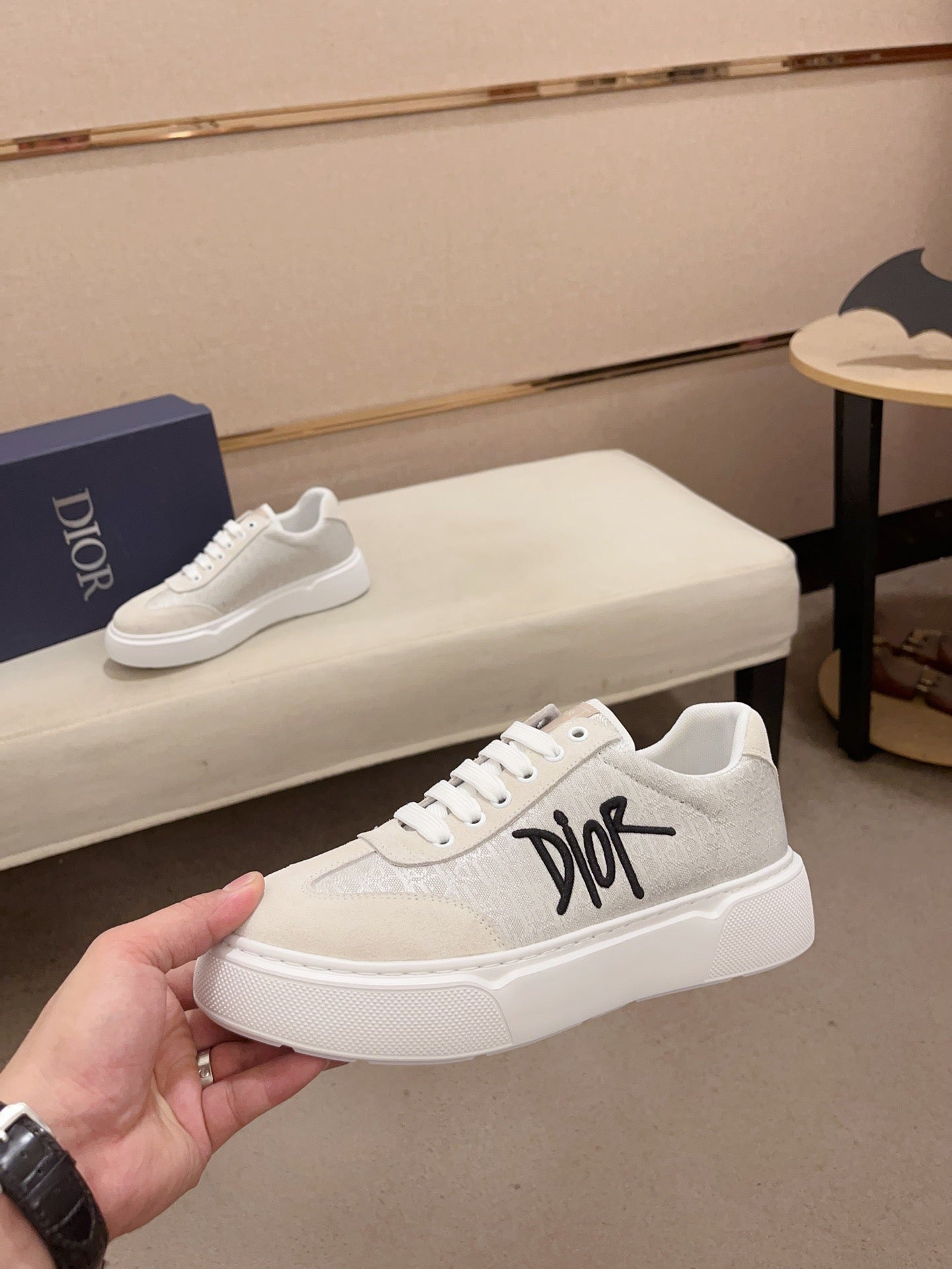 lässige Herrenschuhe im Sportstil