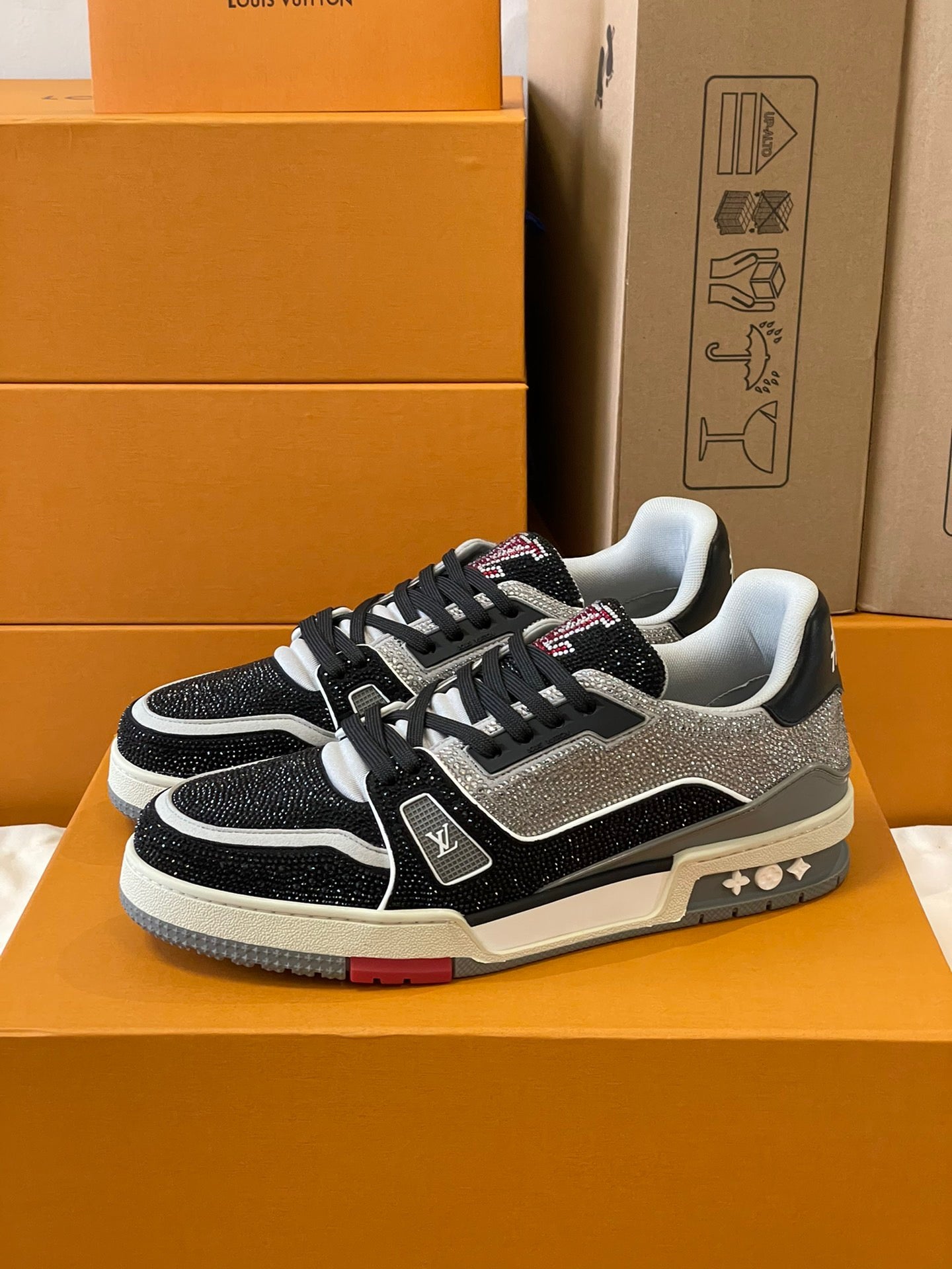 Chaussures décontractées légères et éblouissantes avec cristaux scintillants