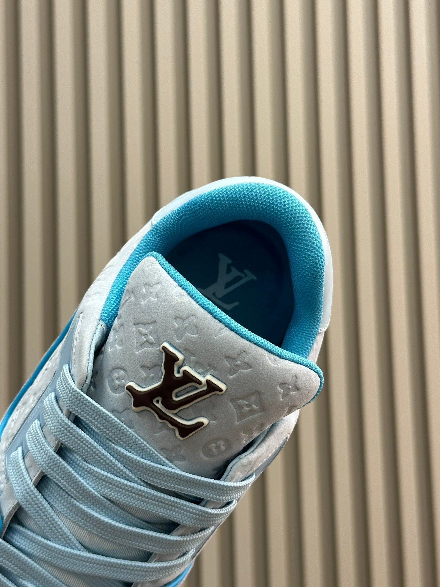 baskets 2024 défilé nouveau modèle