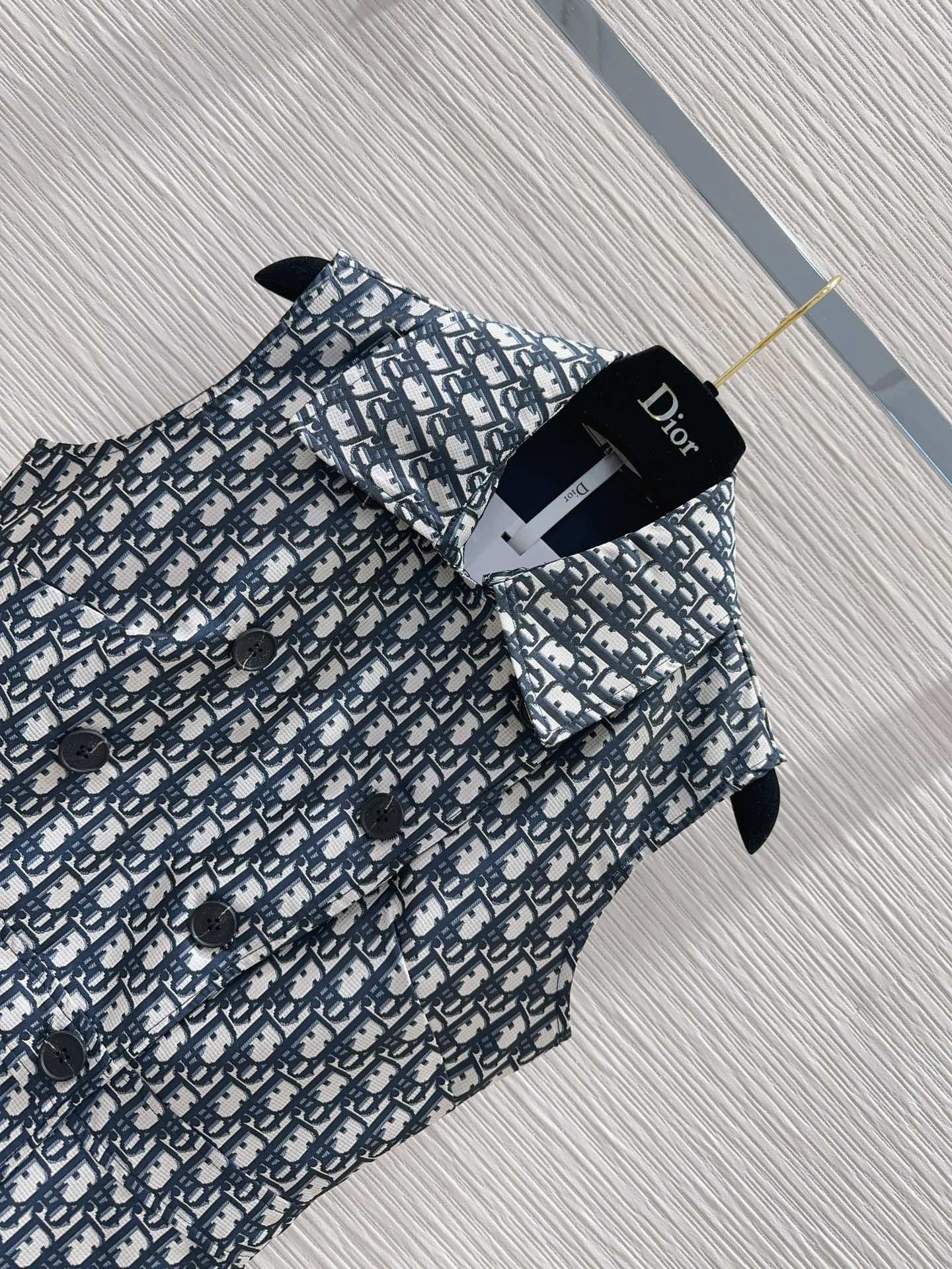 Bedrucktes Westenkleid