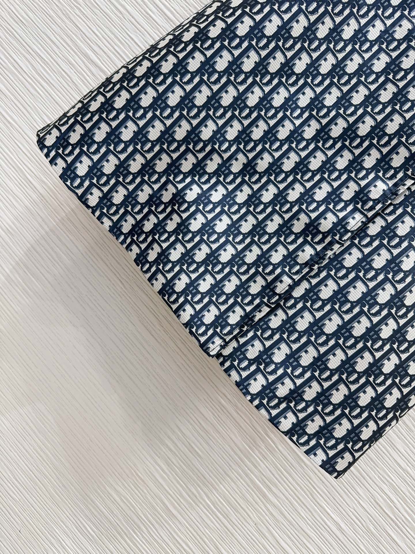 Bedrucktes Westenkleid