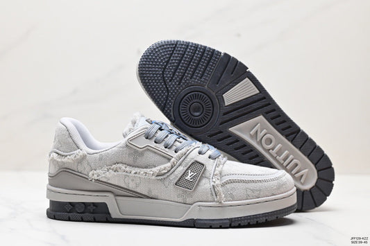 lässige Sport-Sneaker