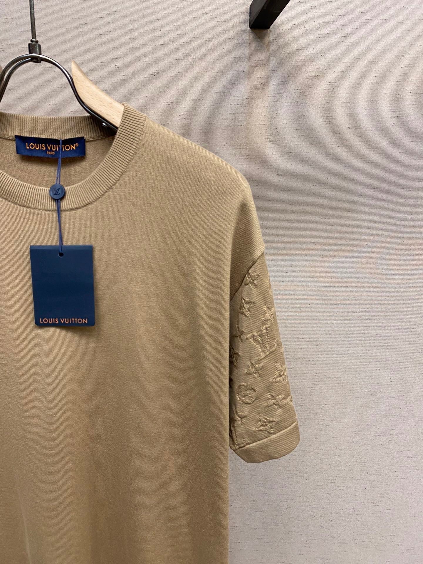 Jacquard-T-Shirt mit langen Ärmeln 