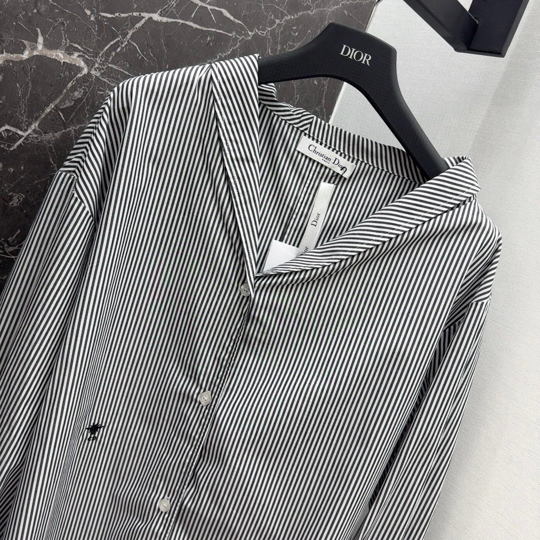 Langarmshirts mit unregelmäßig schrägen Schultern