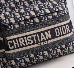 Modischer Rucksack mit Logo-Print