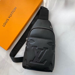 dernier sac de poitrine