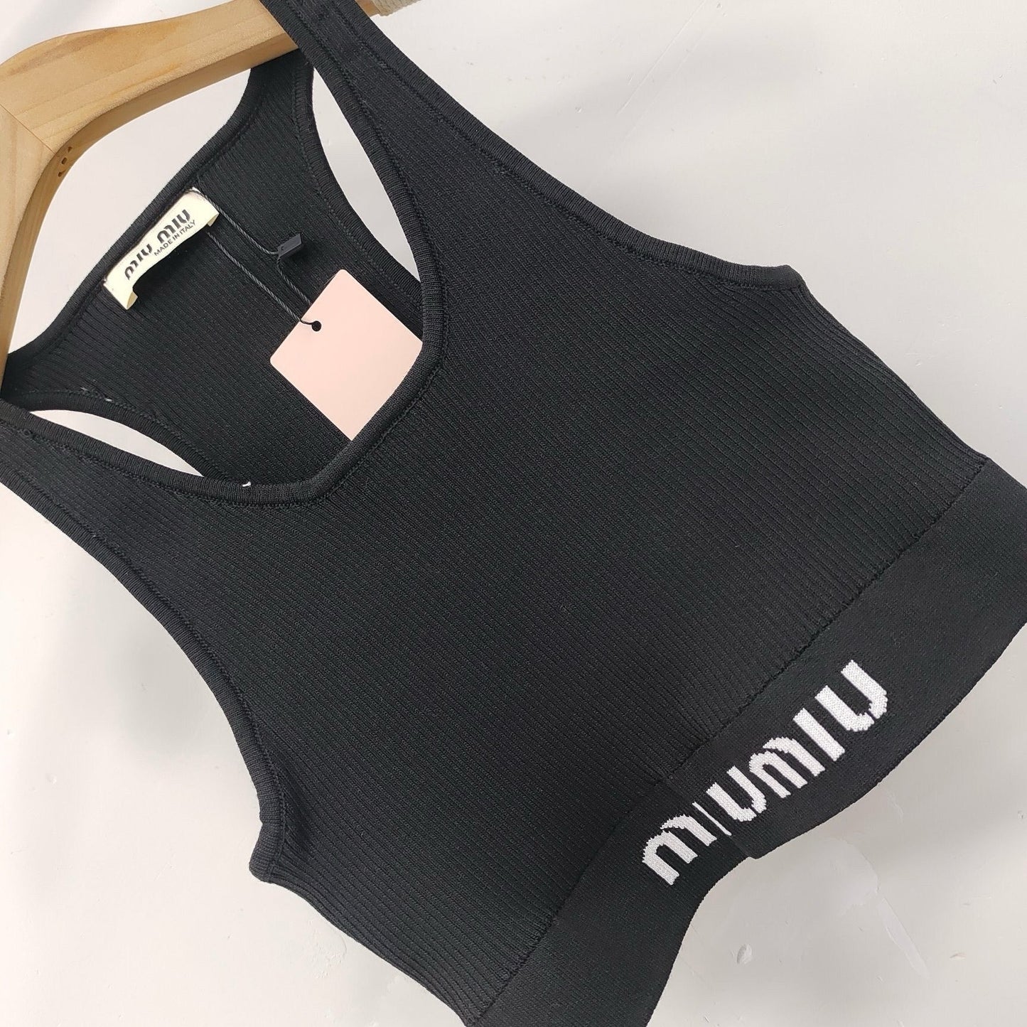 Sportliche Strickweste