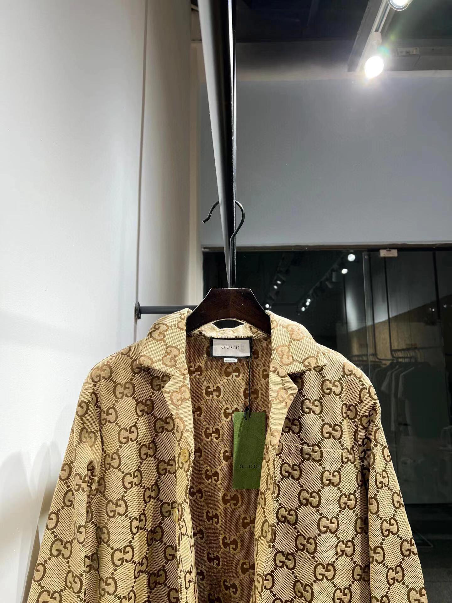 Jacke mit Logo-Print