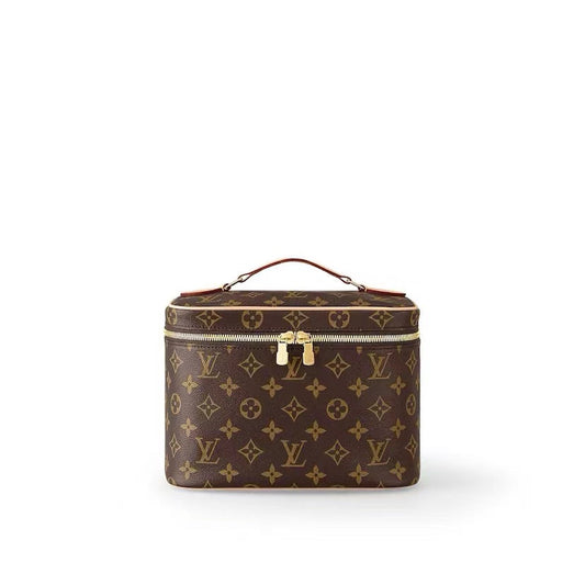 Cosmetic bag