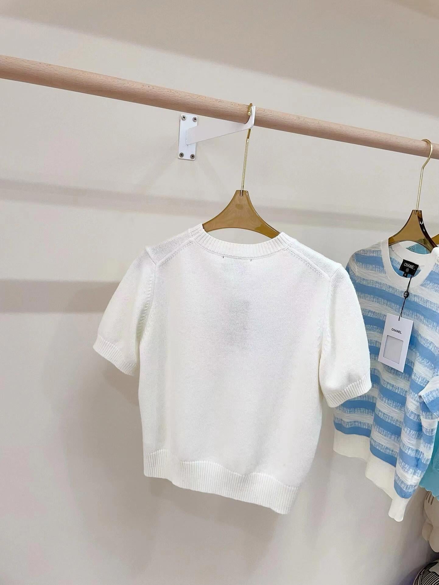 PRD neues Buchstabenlogo gehäkelt