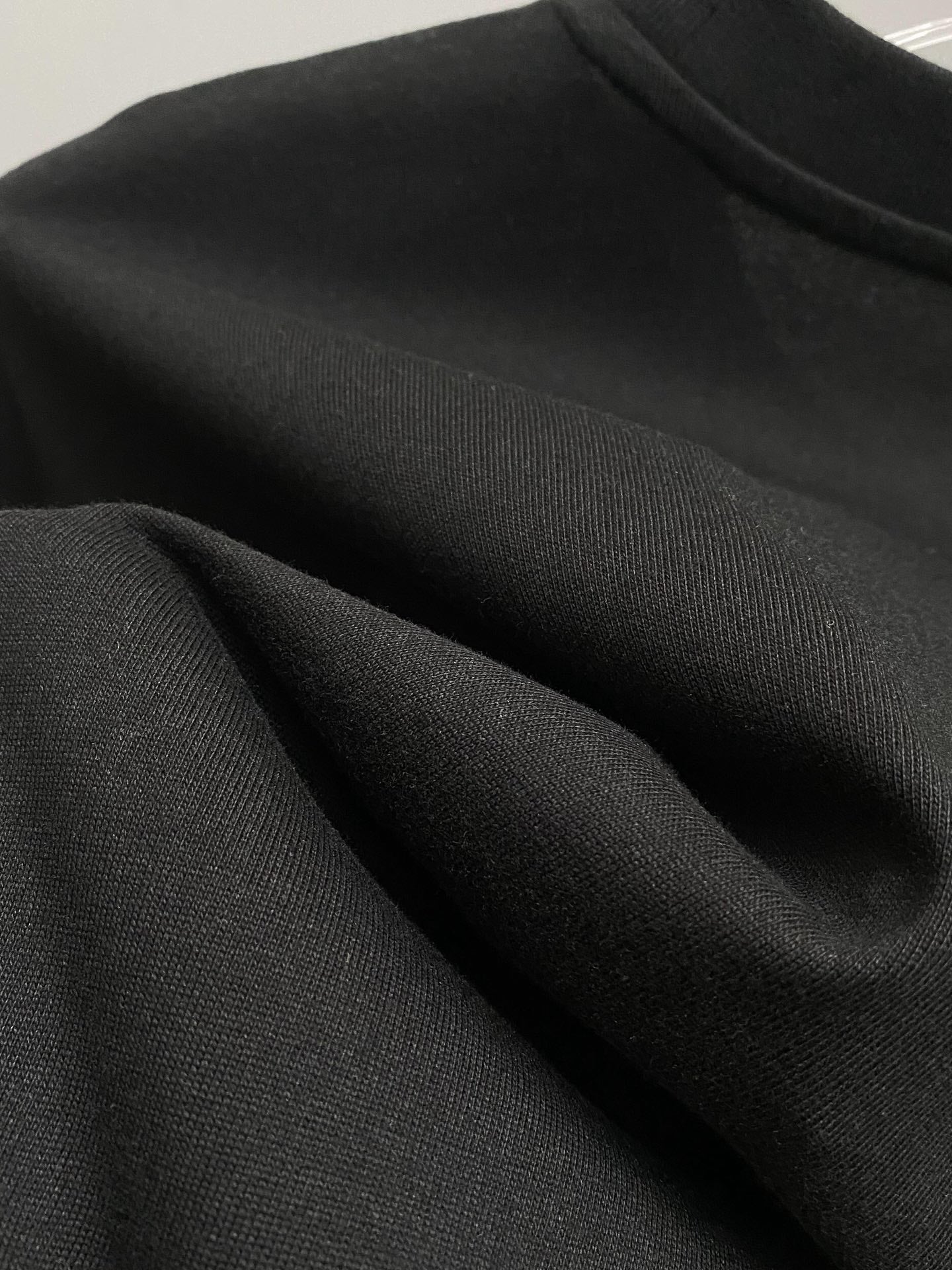 T-shirt avec poche poitrine 