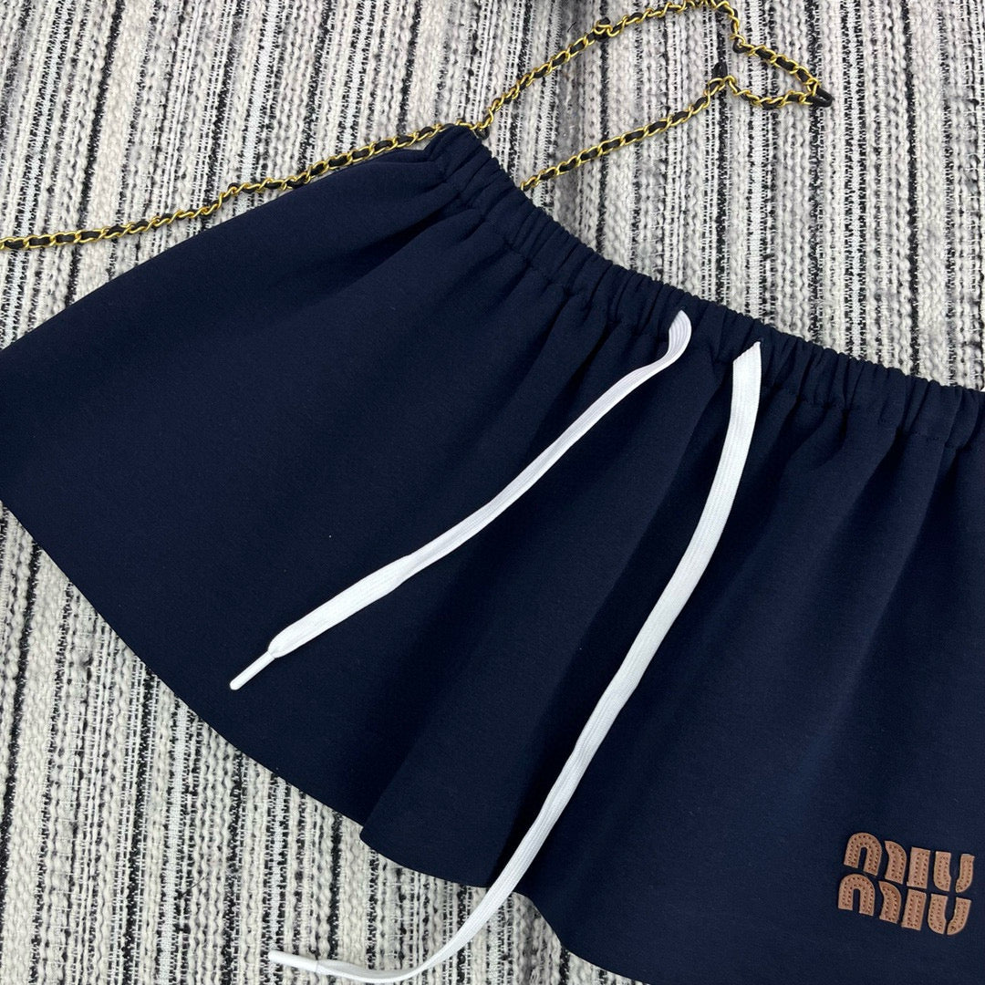 Neuer lässiger Revers-Rockanzug