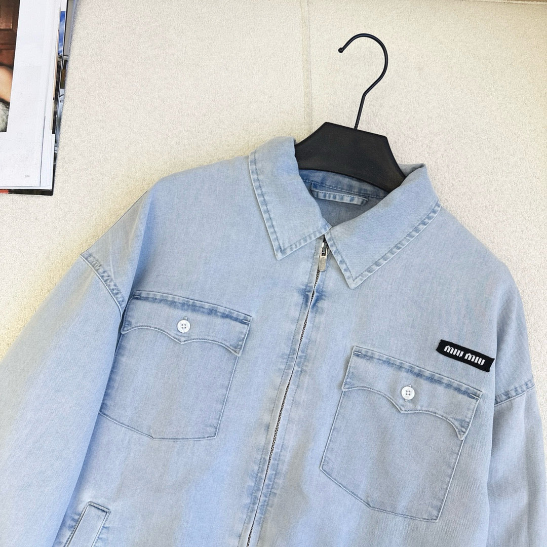 Jeansjacke mit lässigem Faltenrock