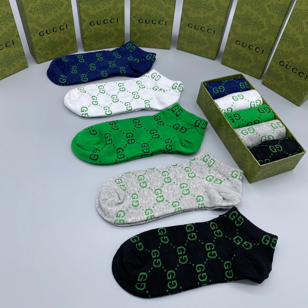 Grüne Socken mit Logo-Print