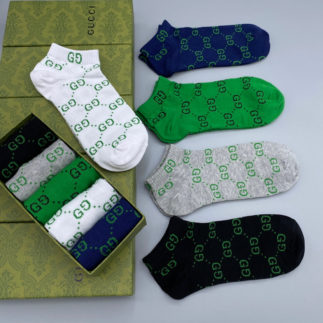 Grüne Socken mit Logo-Print