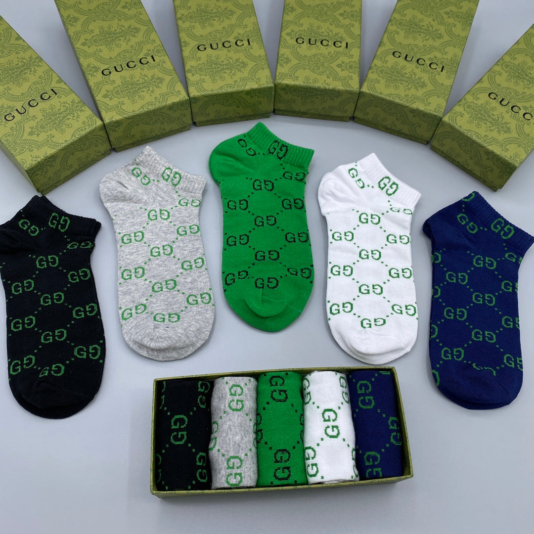 Grüne Socken mit Logo-Print