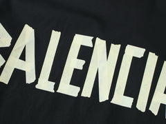 tape-embossed logo shirt on back