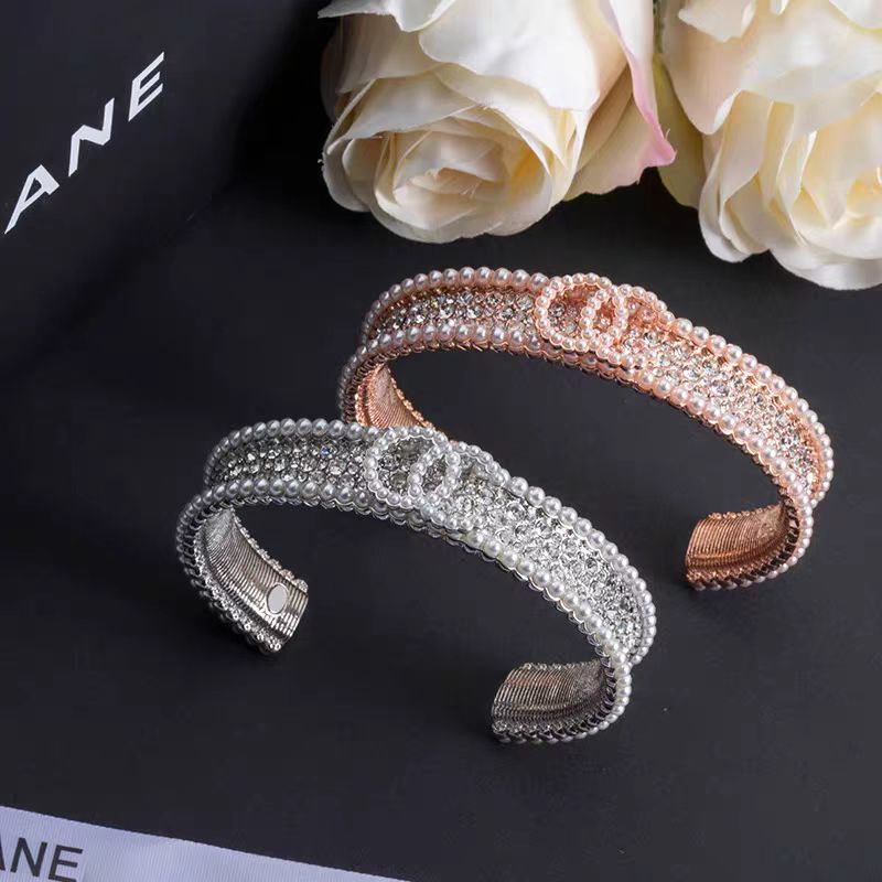 Neue Stern-Diamantkette