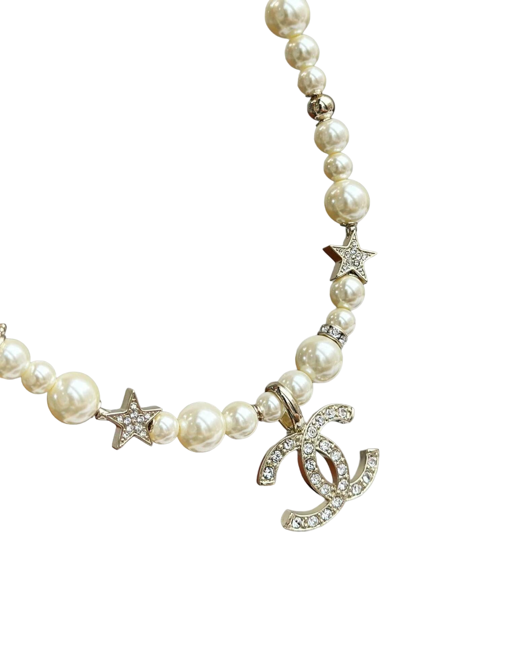 Neue Logo-Halskette mit Perlen und Diamanten