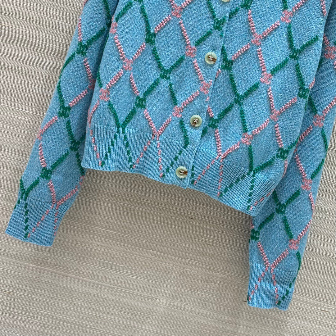 Königsblaue Strickjacke