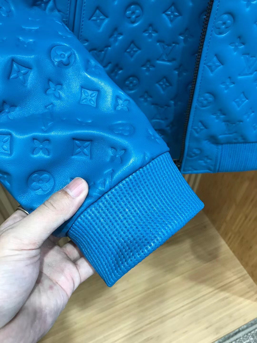 Hochwertige geprägte Schaffelljacke 