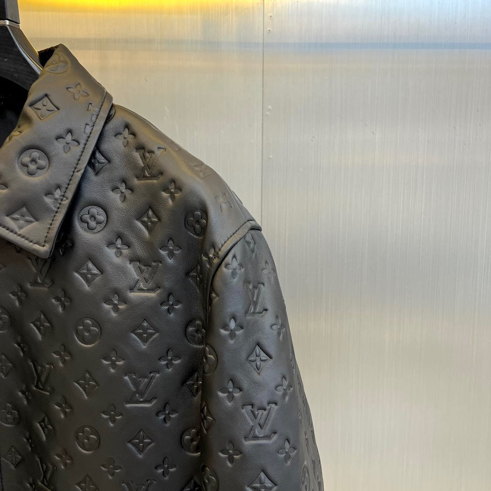 Hochwertige geprägte Schaffelljacke 