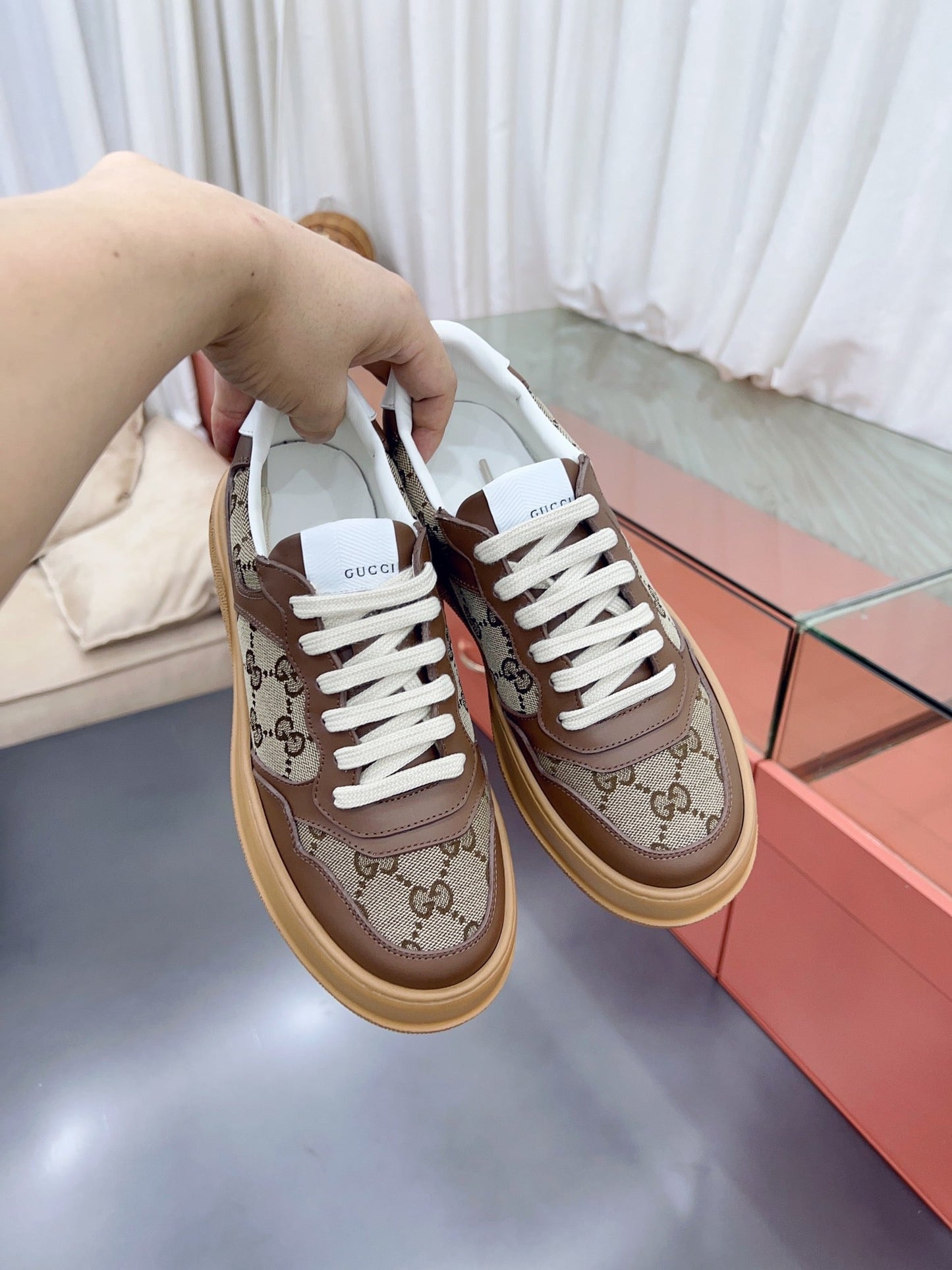 Série 𝘽, série de sport légère, souple et épaisse