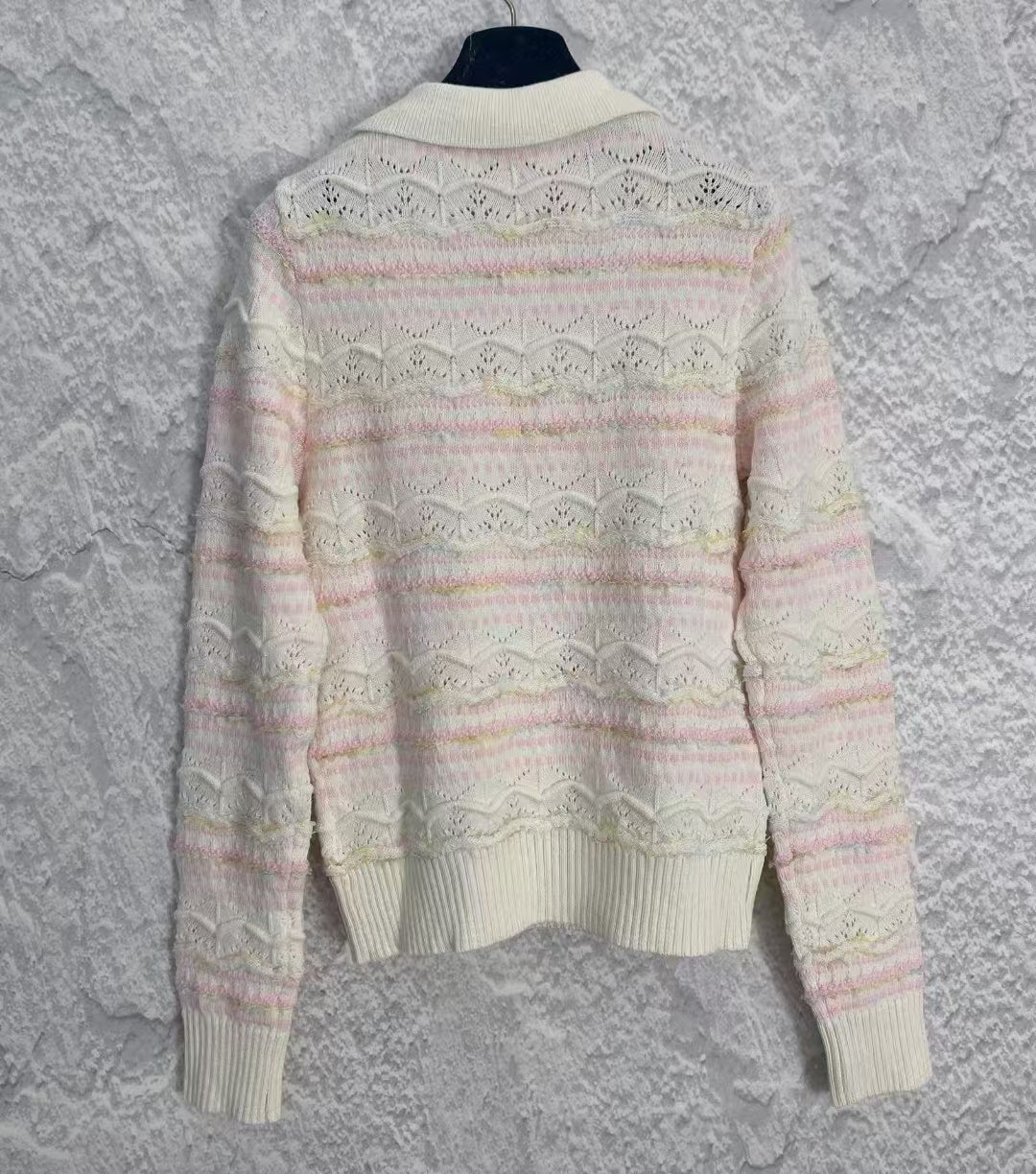 Neues Muster gestrickter Polokragen mit langen Ärmeln