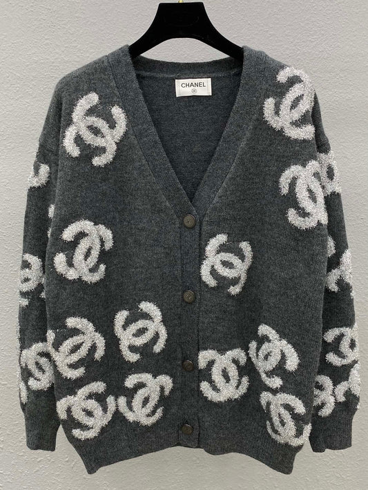 Schwerindustrie-Stickerei-Logo-Stricken