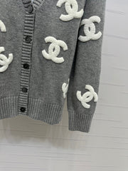 pull cardigan à grand logo