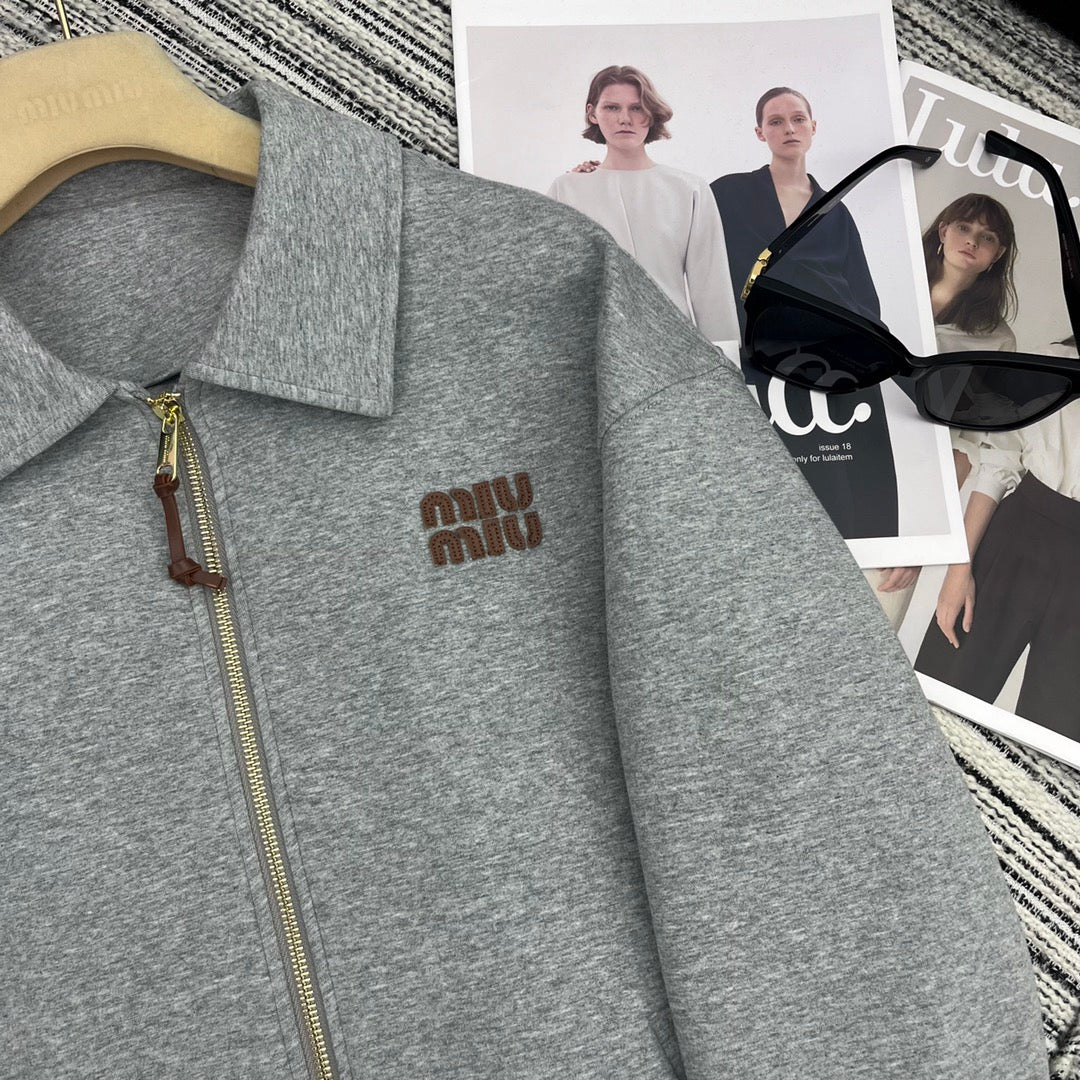 Neuer lässiger Revers-Rockanzug