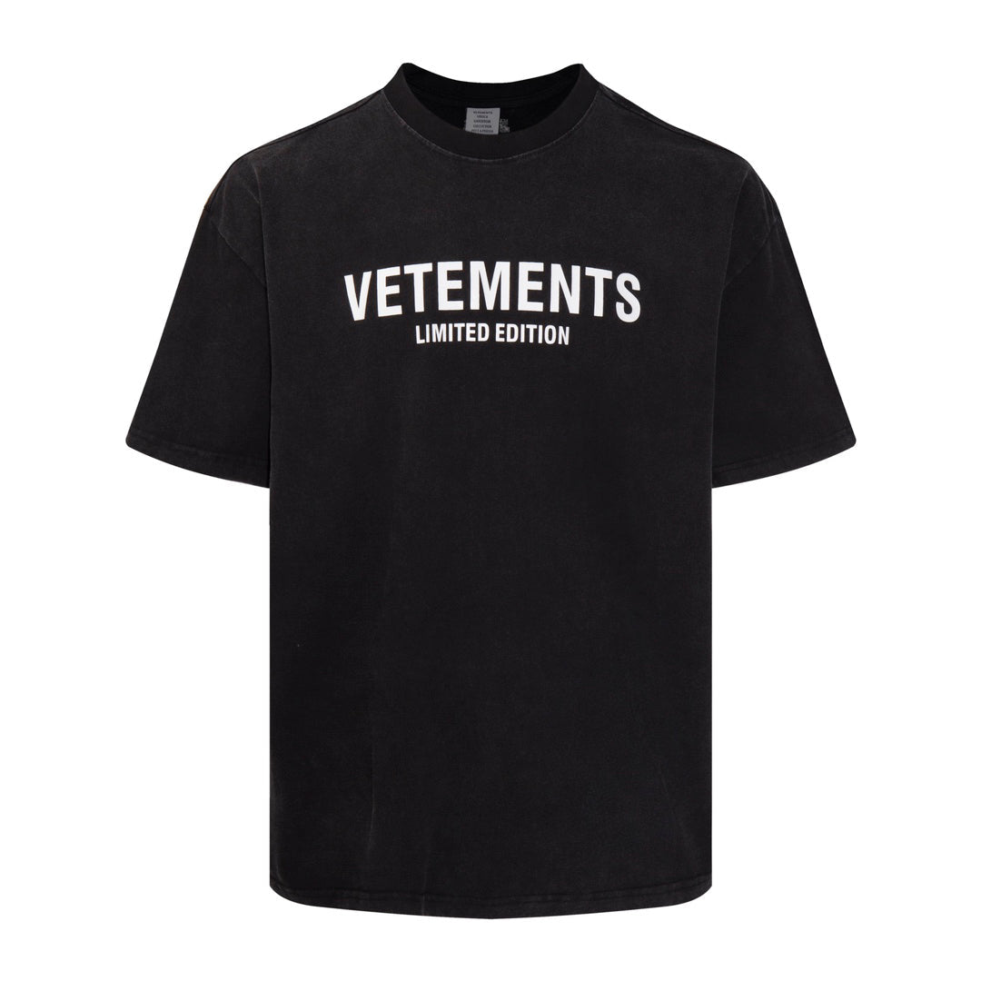 Neuartiger gewaschener Kurzarm mit bedruckter Brust