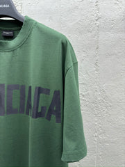 T-shirt avec ruban de masquage