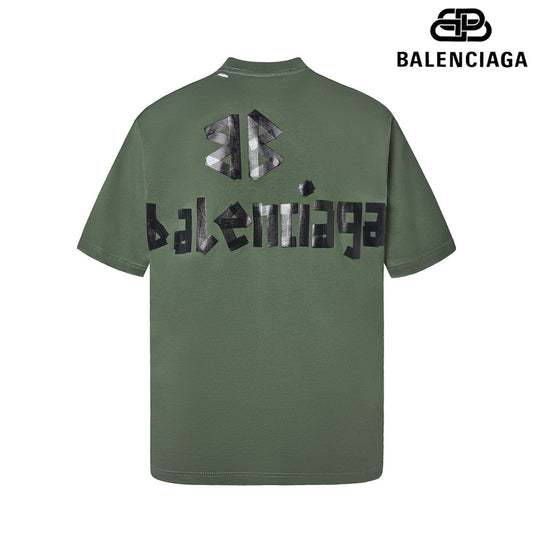 T-shirt avec ruban de masquage
