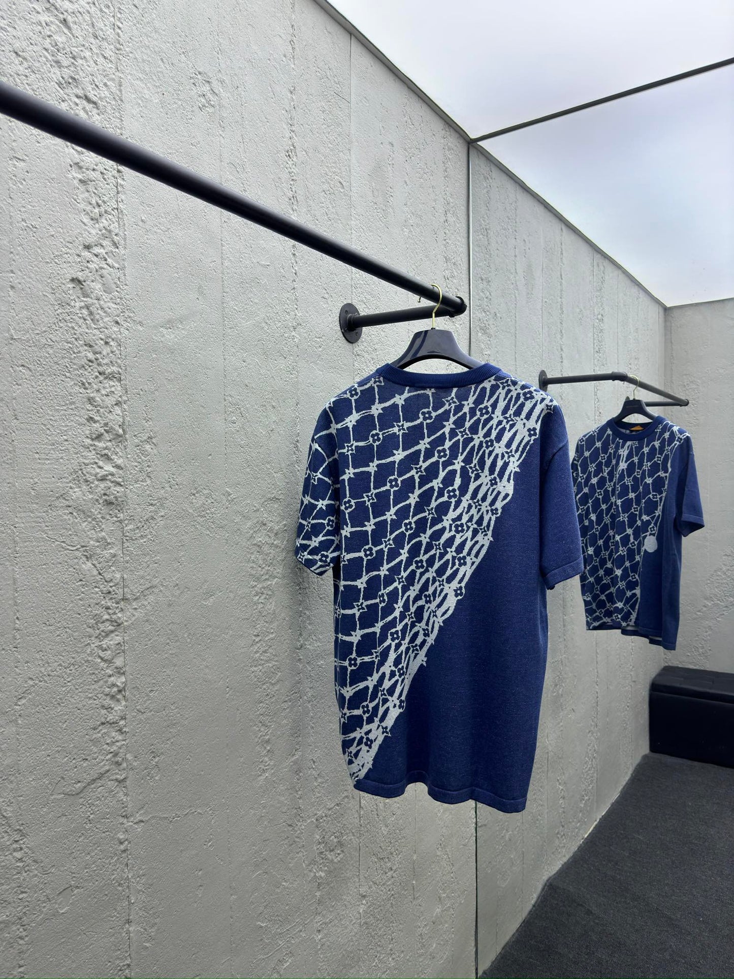 Manches courtes en laine à mailles d'eau