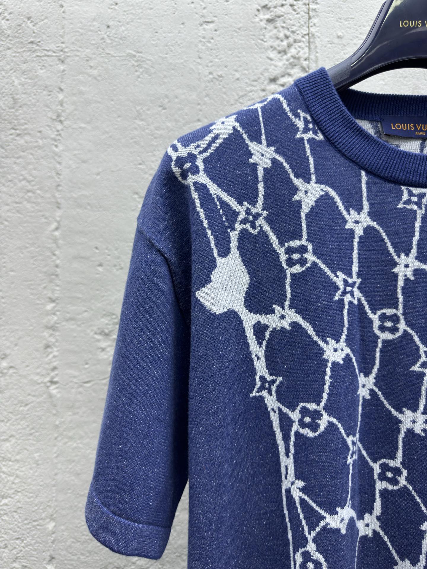 Manches courtes en laine à mailles d'eau