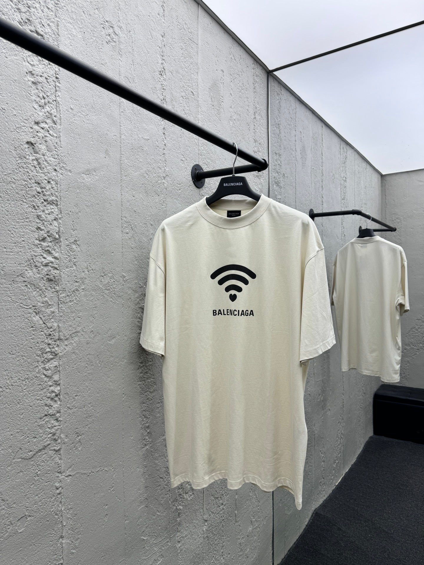 T-shirt imprimé sans fil 520WiFi à manches courtes