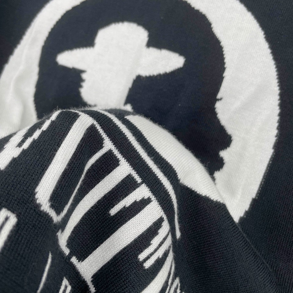 Portrait noir et blanc manches courtes